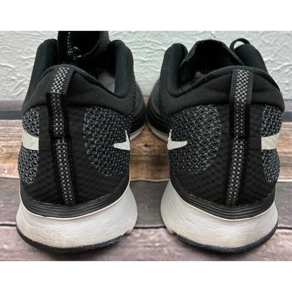 Nike zoom strike